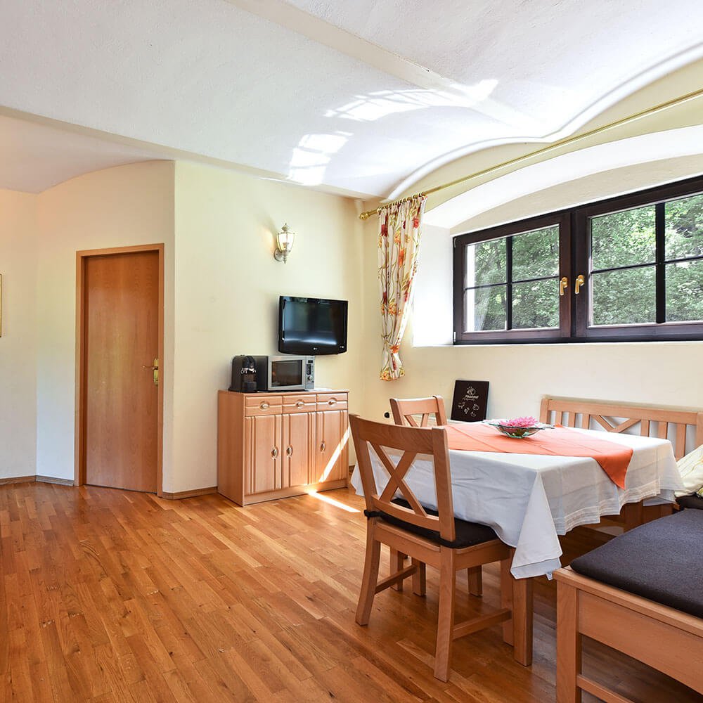 Ferienwohnung & Appartement in Pension bei Gerlitzen Ossiacher See Nähe Villach in Kärnten