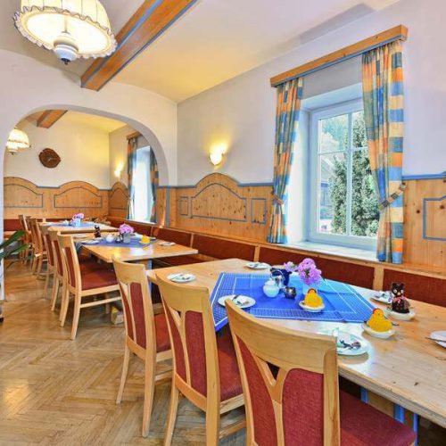 Frühstücksraum in Hotel-Pension PILSACHHOF Arriach - Region Villach-Ossiacher See in Kärnten